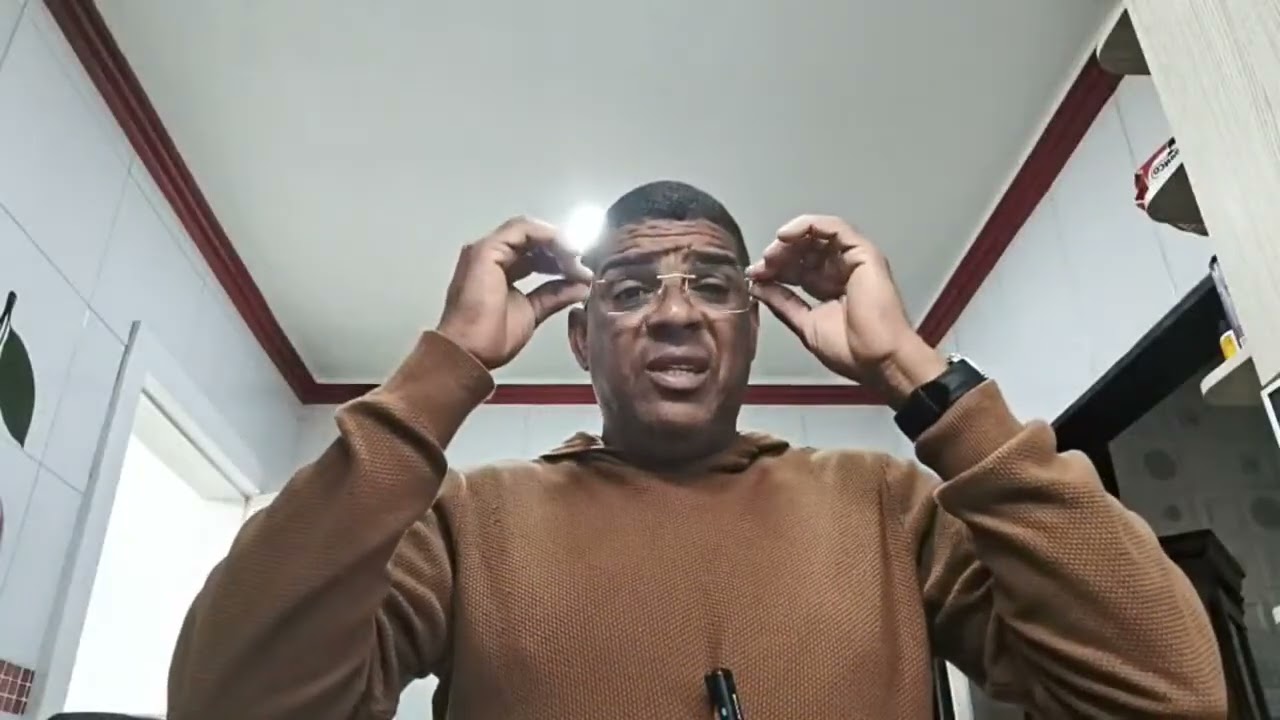 O Pastor pede Dinheiro a Igreja e manda a Igreja pedir dinheiro a Deus  essa conta não fecha