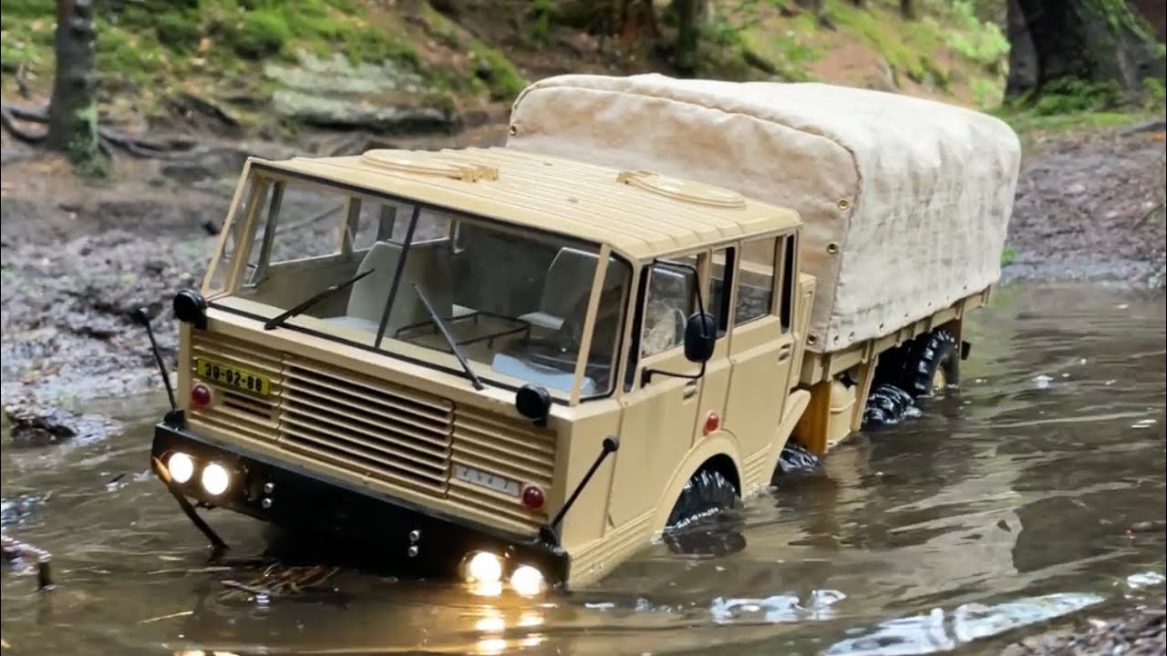 RC TRUCK TATRA 813 Kolos, Loops Model