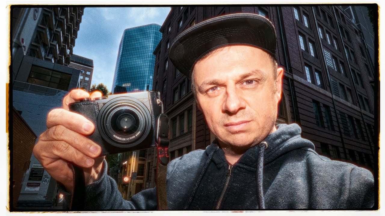 Shooting the Leica Q2 Monochrom at night 🦘