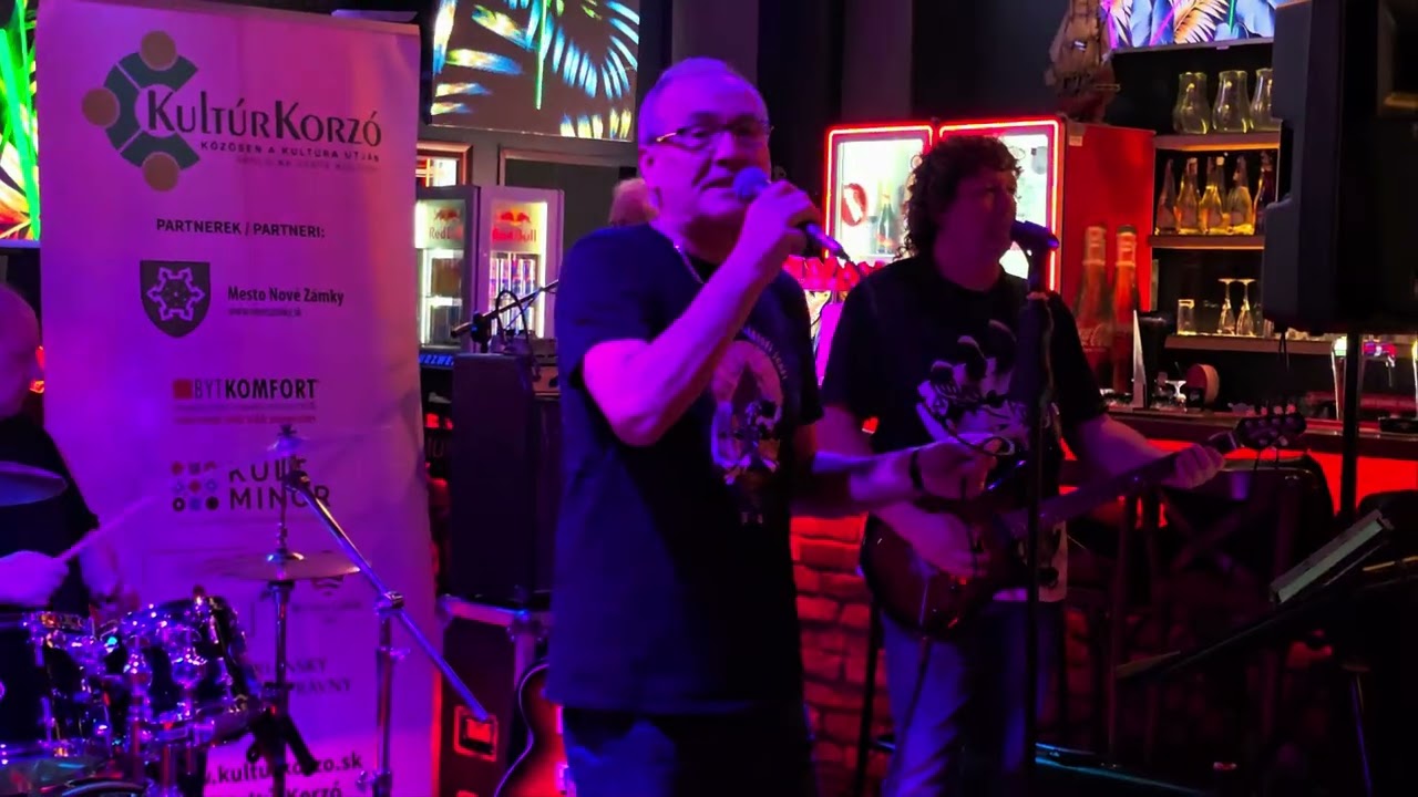 Past Perfect - Retro rock - Amsterdam pub 2025 12  11. 4K HDR