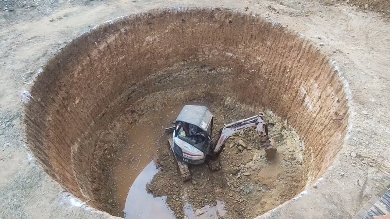 Amazing well digging work by tata Hitachi