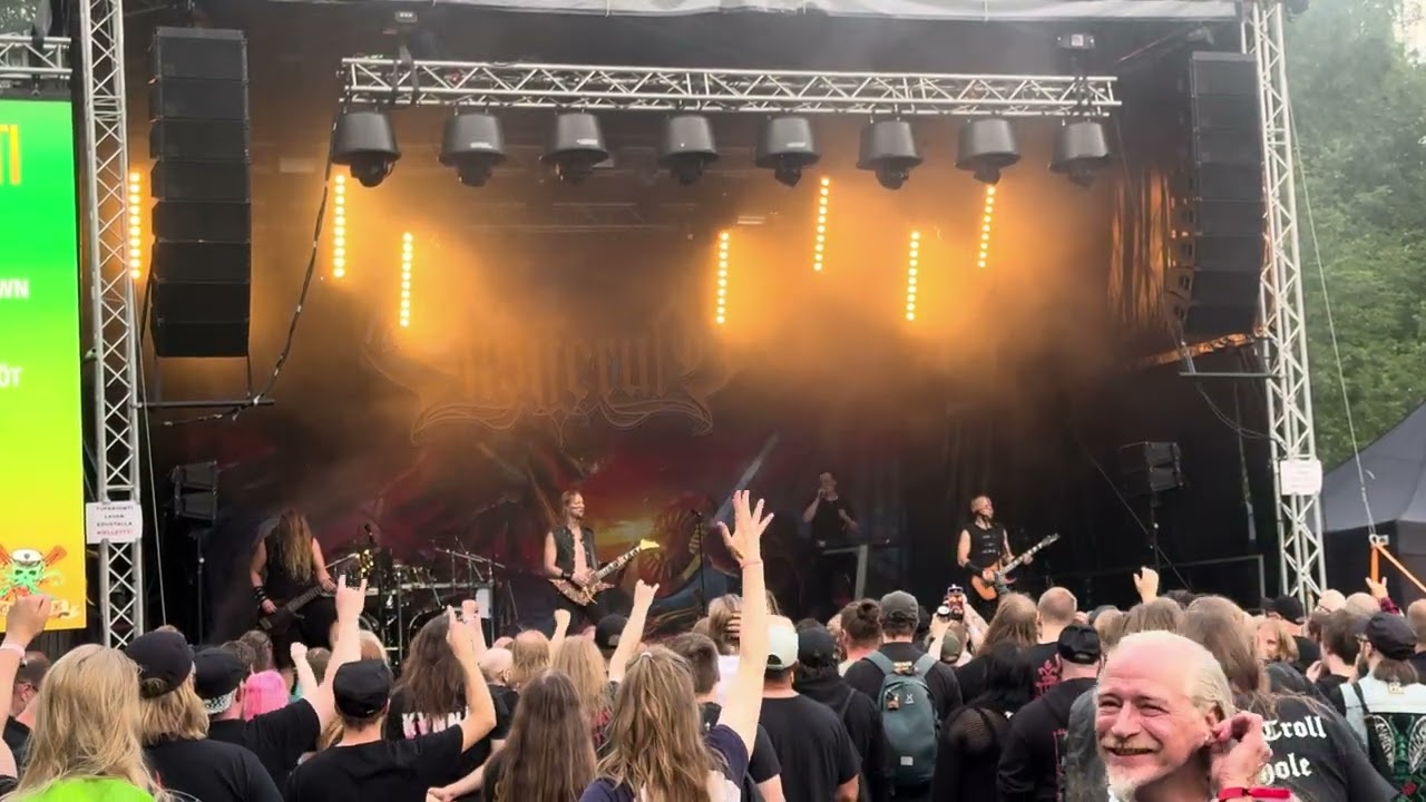 Ensiferum: (Live @ Saarihelvetti, Viikinsaari 3.8.2024)