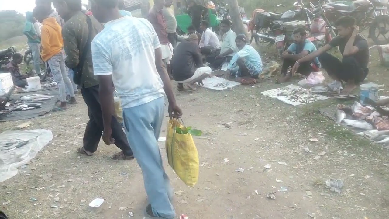 Machli, market, video #food 😀👍