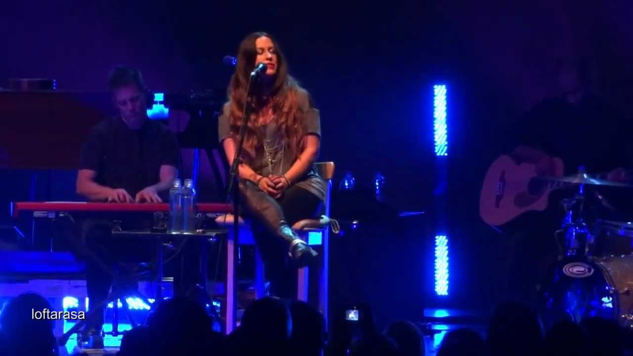 Alanis Morissette - Not The Doctor + So Unsexy (2012-11-16 - Frankfurt)