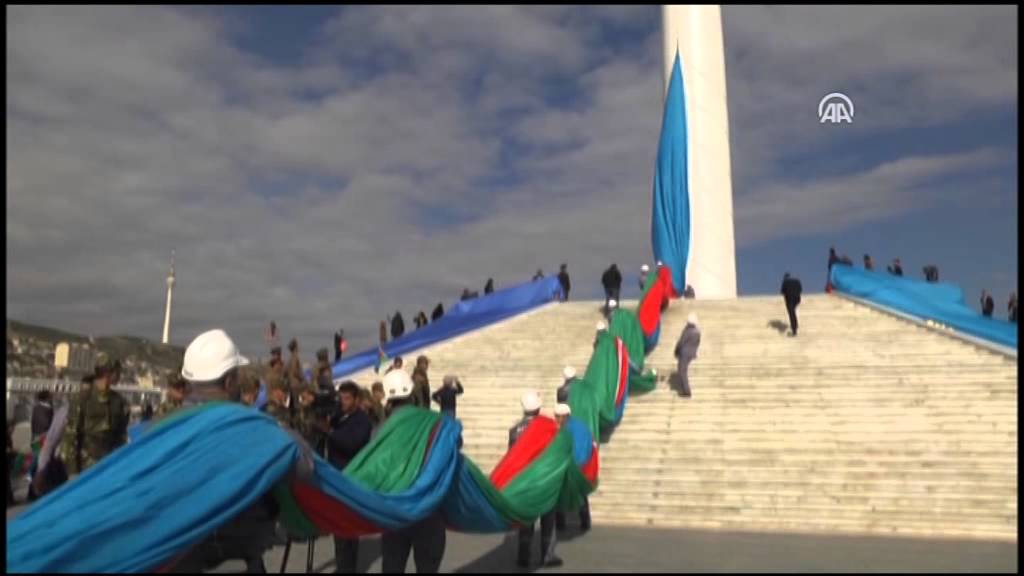 Anadolu Ajansı - Azerbaycan'da bayrak töreni