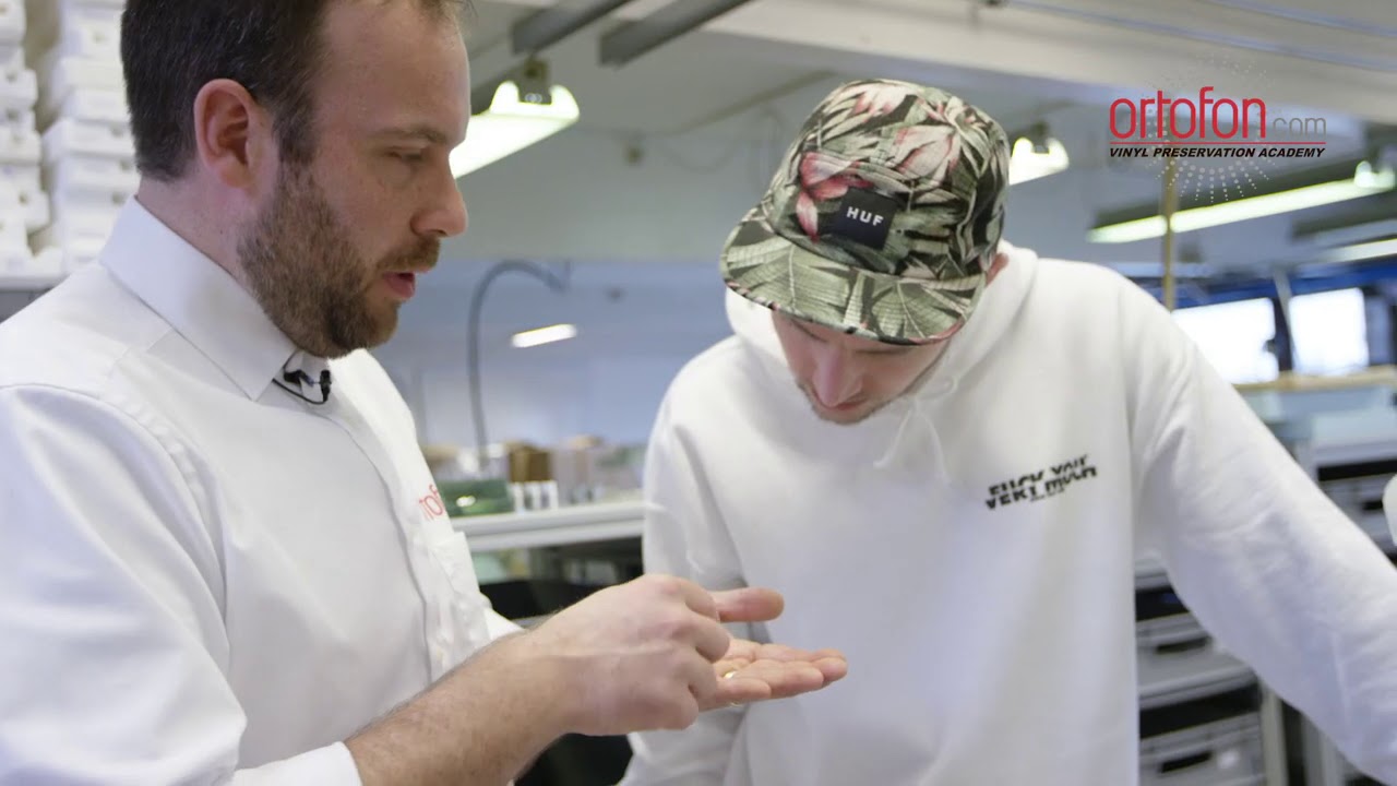 Ortofon - Rafik visite la production des Concorde MKII