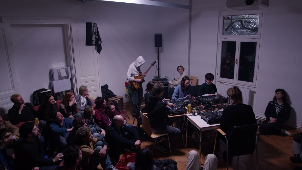 Mica Levi - THOUGHTS ARE BORN