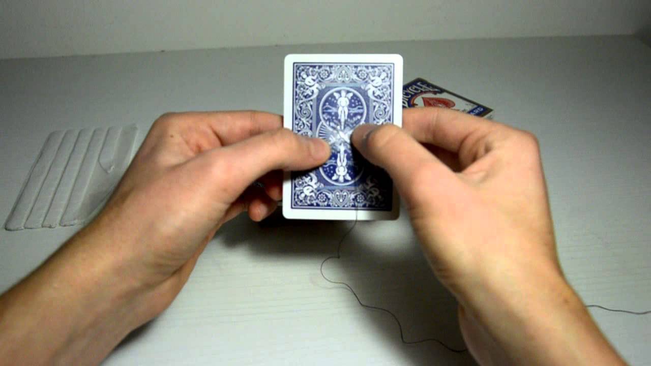 tutorial spiegazione: Haunted deck far uscire la carta dal mazzo senza toccarlo dynamo revealed