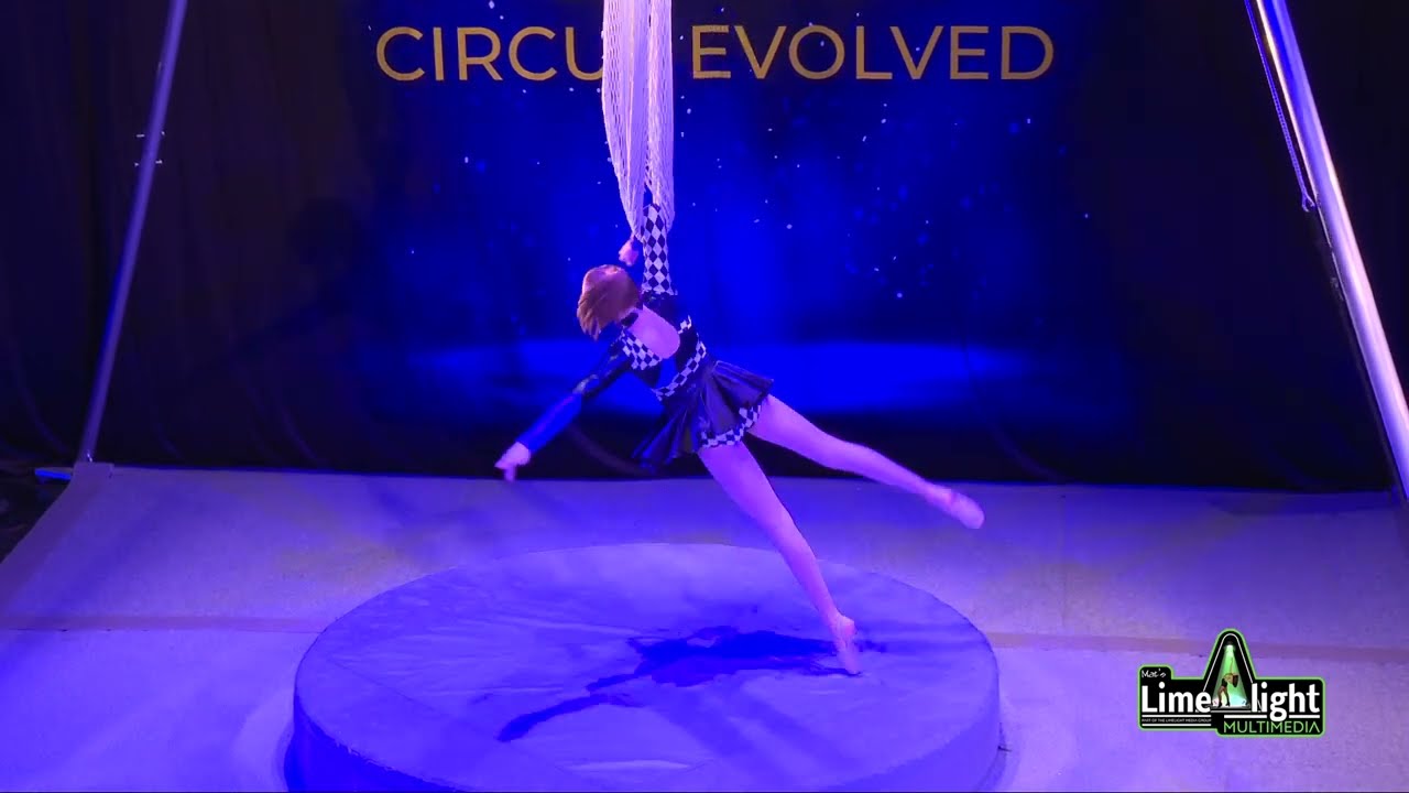 Open Apparatus Bend the Air Brisbane 2022 | Ashton Theresa