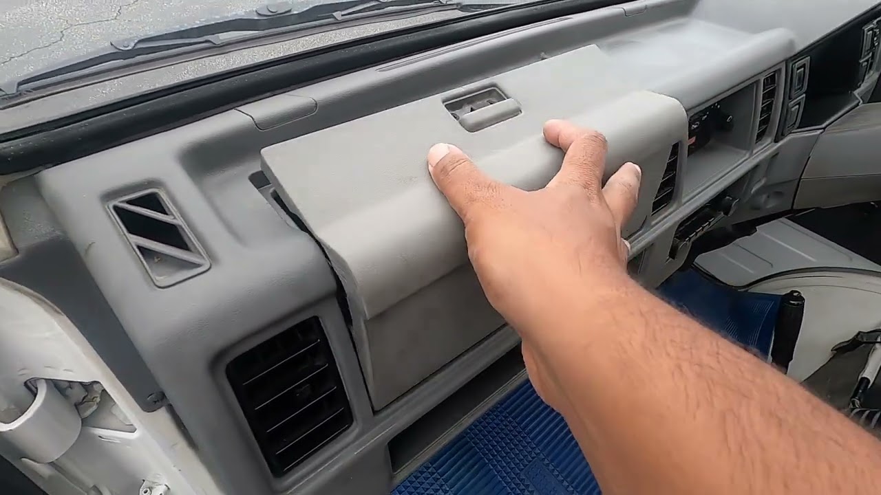 DB71 136 Interior