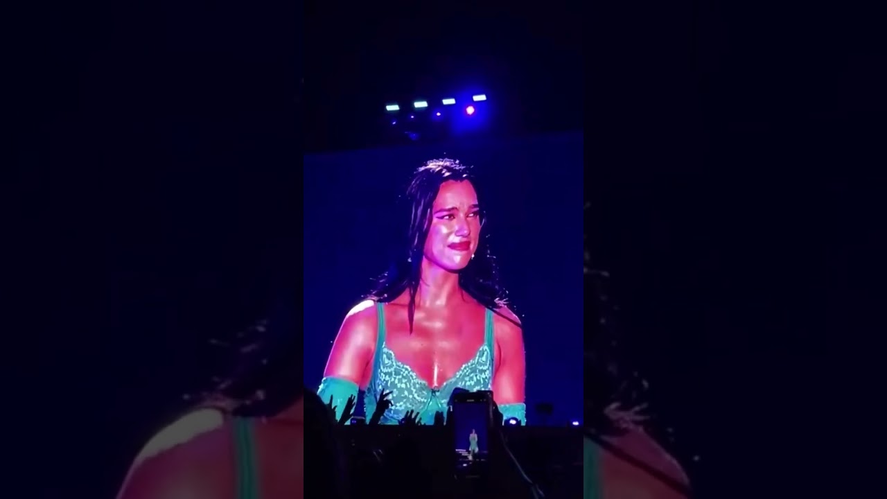 Dua lipa crying because of her fans #trendingshorts #ytshort #youtubeshorts #viral #yt #reels #pop
