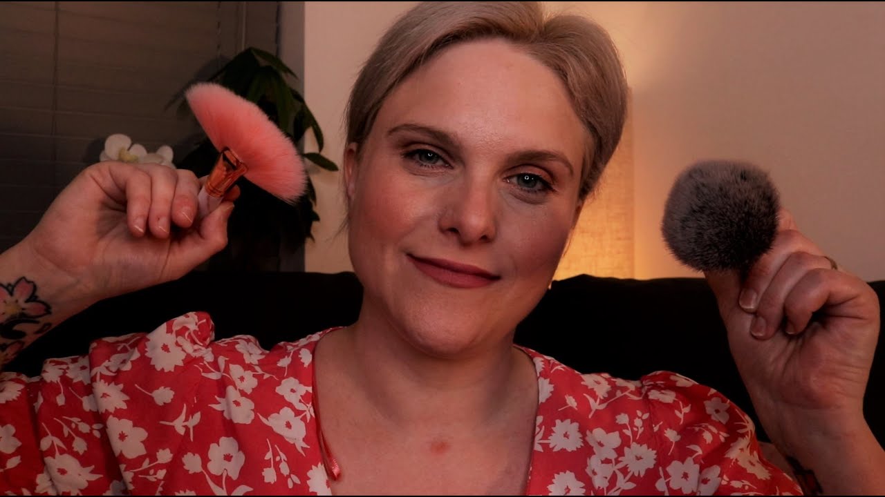 A SUPER Fast ASMR Make Up Application For INTENSE Tingles