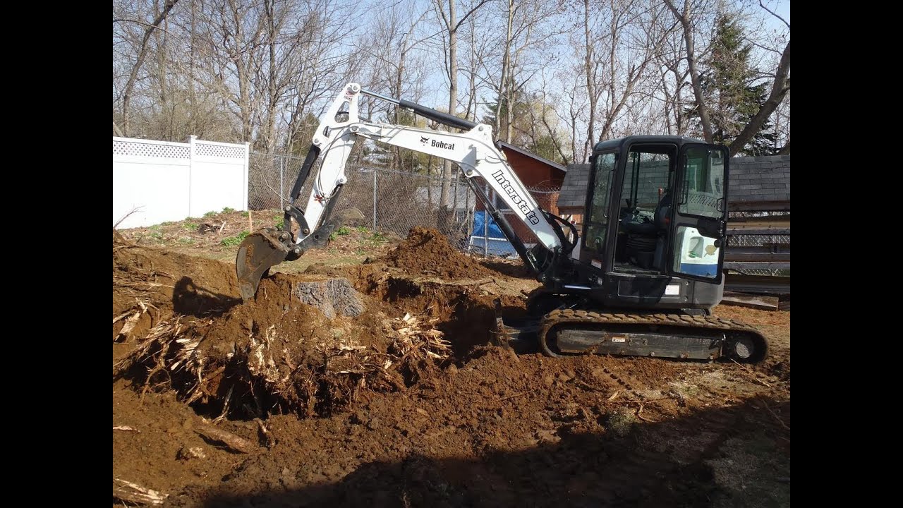 Bobcat E50 Removing Big 32