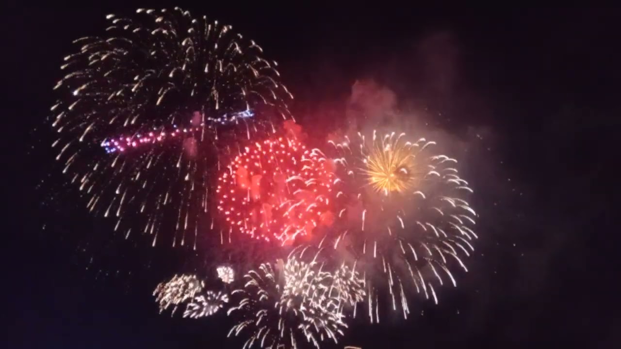 Pháo Hoa 31.12.2024