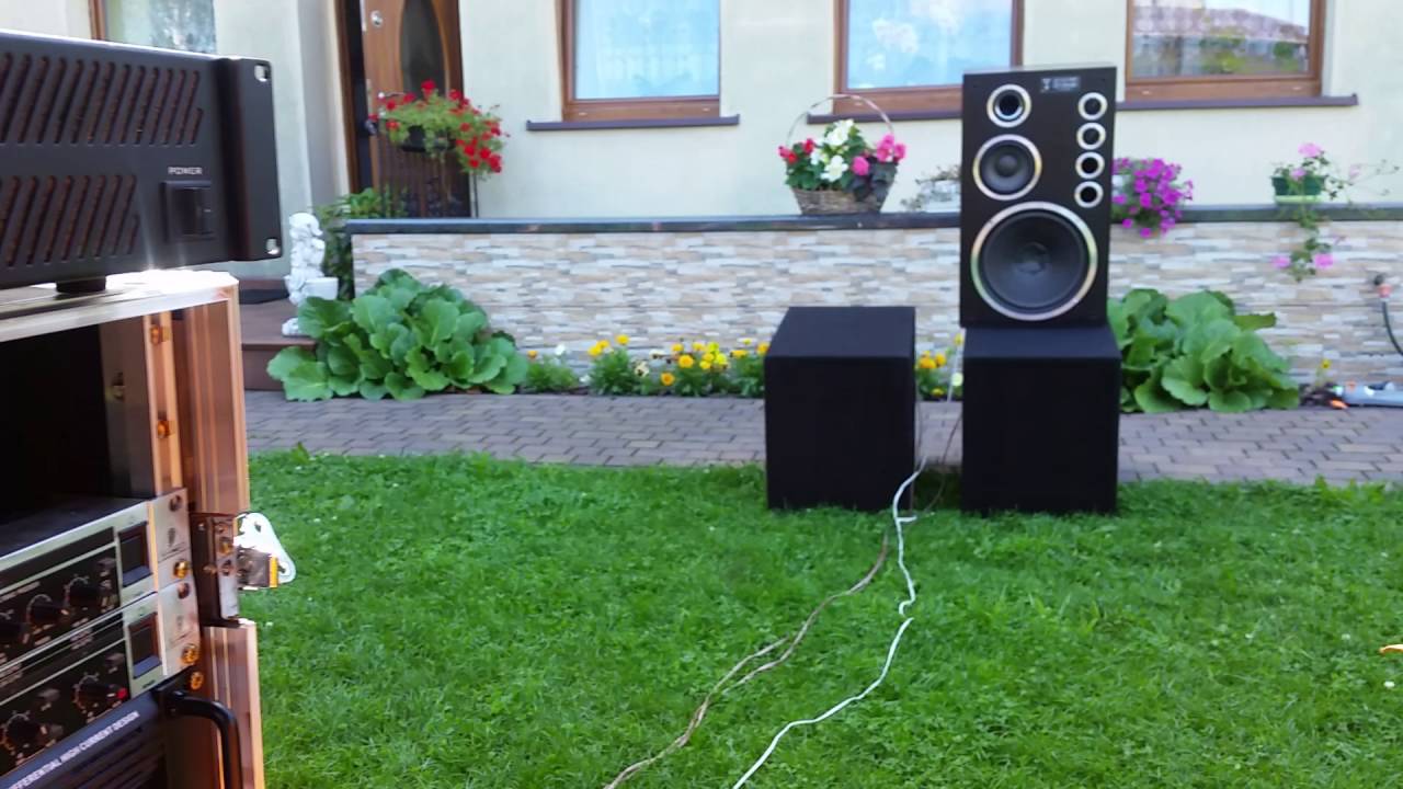 Basy B&C 12nw100 (plener)