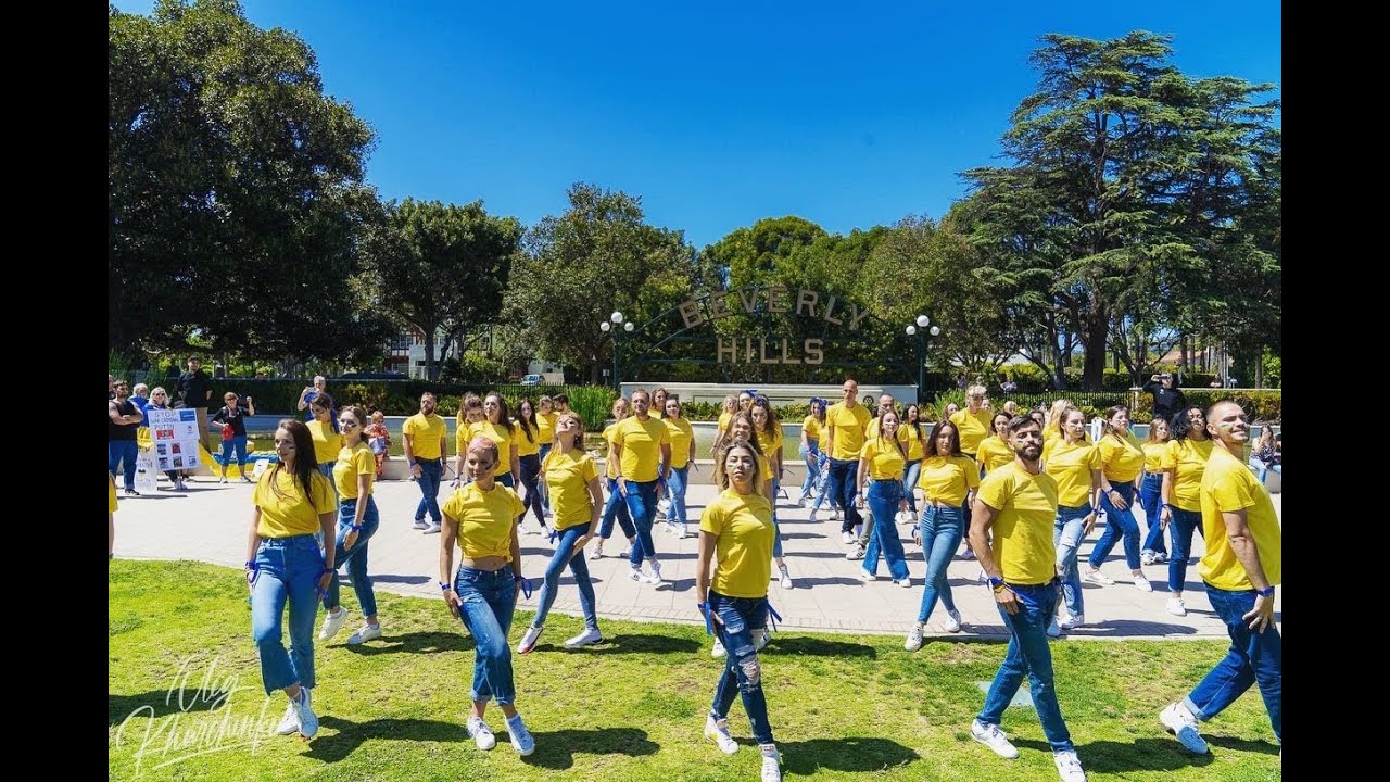 First Worldwide Largest Dance Flashmob Stand With Ukraine Rally at Beverly Hills