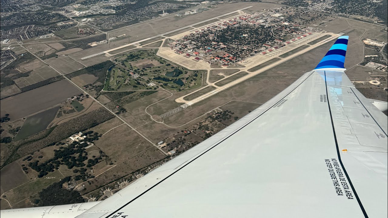 (4K) JetBlue A220 Landing In San Antonio Int'l (SAT)