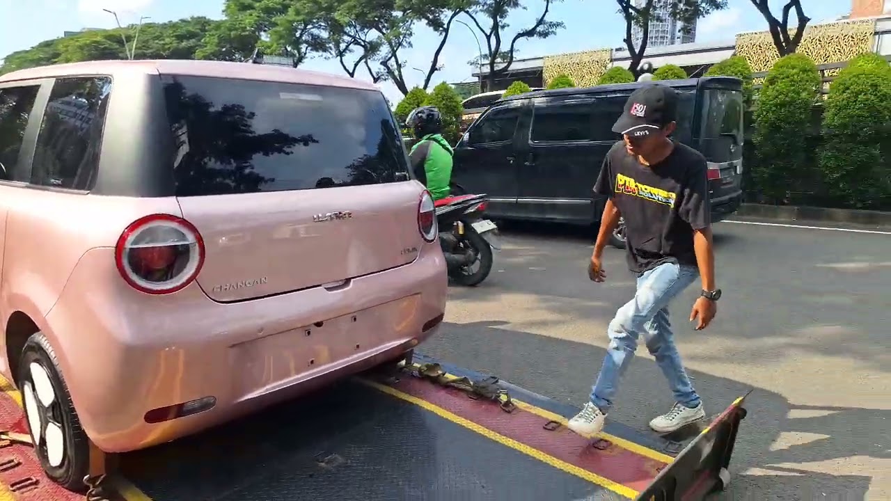TOWING PENGIRIMAN Lumin CHANGAN BINTARO TO JAKARTA TIMUR