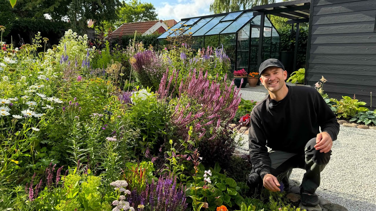 What's Flowering in July | Cottage Garden Planting Ideas | Perennial Garden