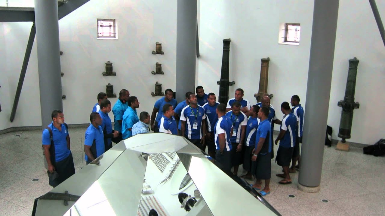 Fiji Rugby team singing in "Hall of Steel" @ The Royal Armouries (1080)