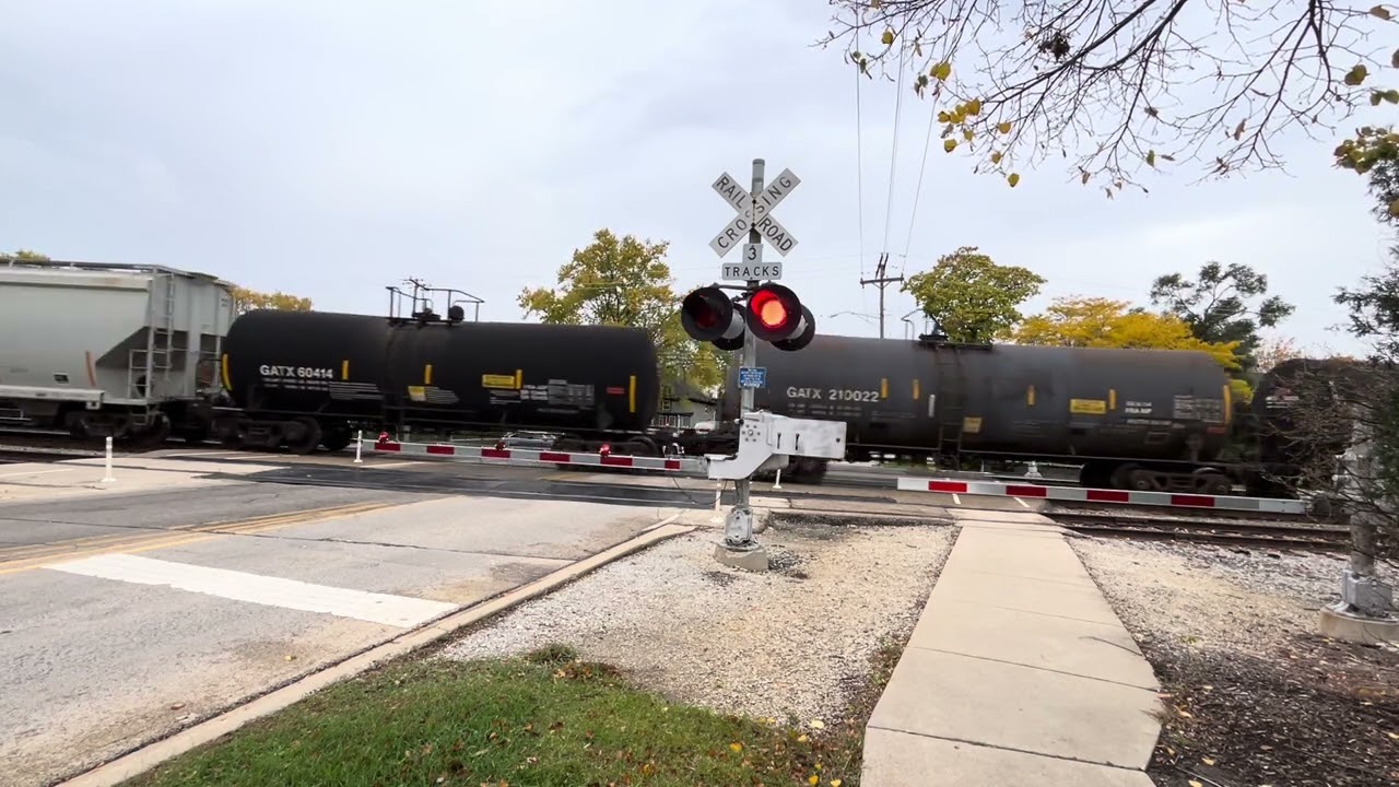 Osterman Ave Railroad Crossing | Deerfield, IL | 10/26/23