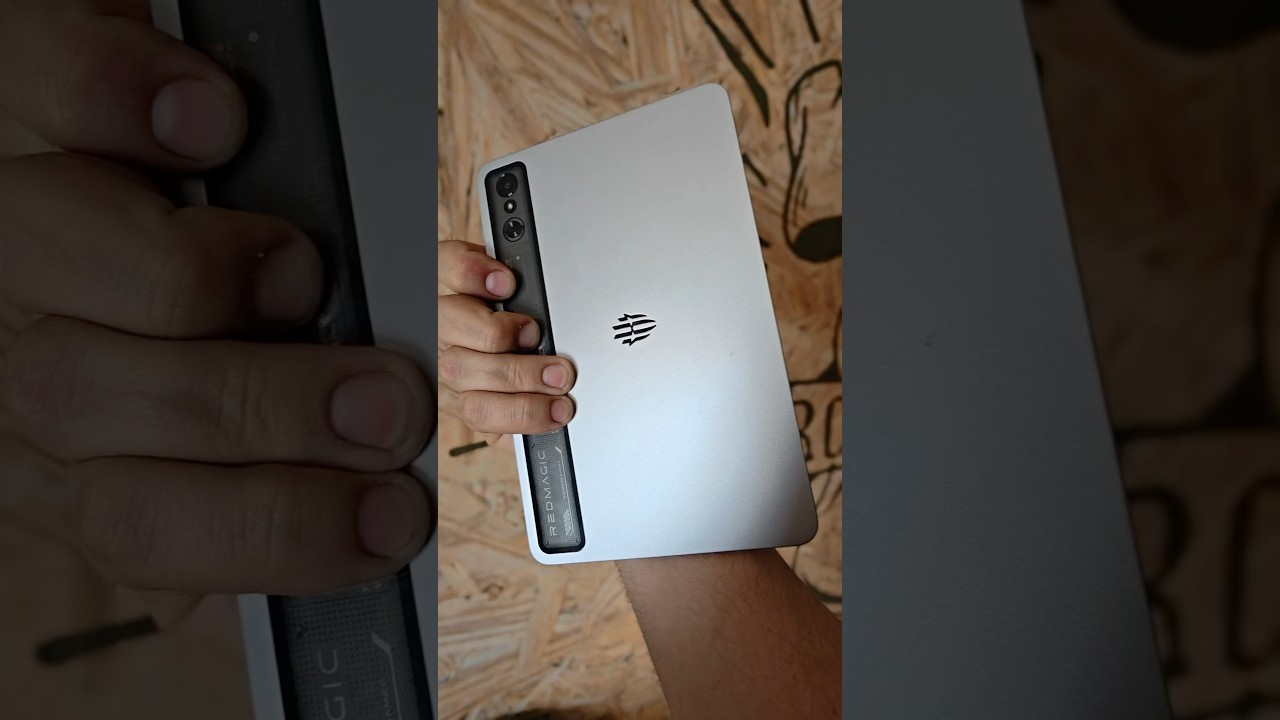 Самый Компактный и Мощный Андроид Планшет с 165гц и SnapDragon 8 Elite 16/512