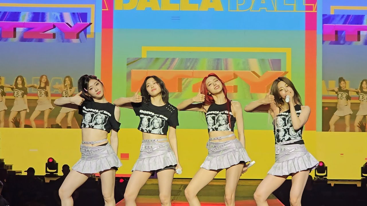 [4K] ITZY - Chillin' Chillin' + DALLA DALLA @ Born To Be World Tour Berlin Velodrom