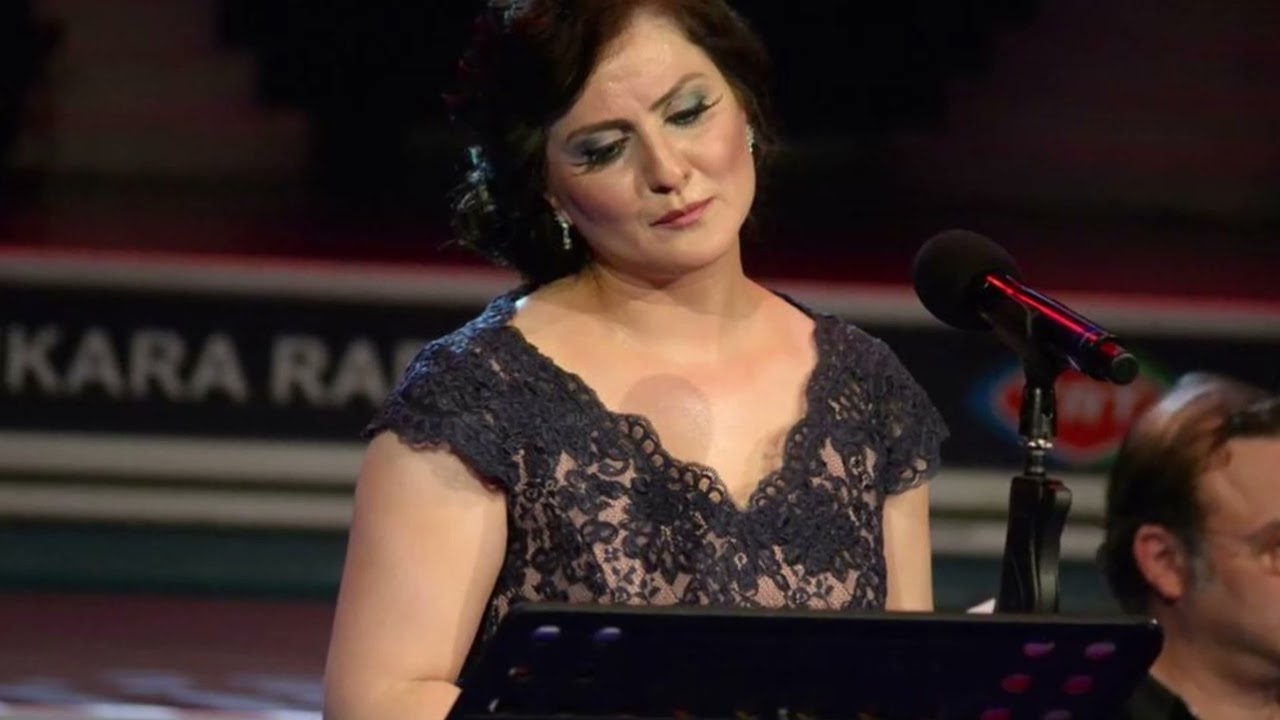 Eylül TURAN-Gezer Dolaşırsın Her An Gönülde (Klarnet Tak..Ali ÇELİKSU)(UŞŞAK)R.G.
