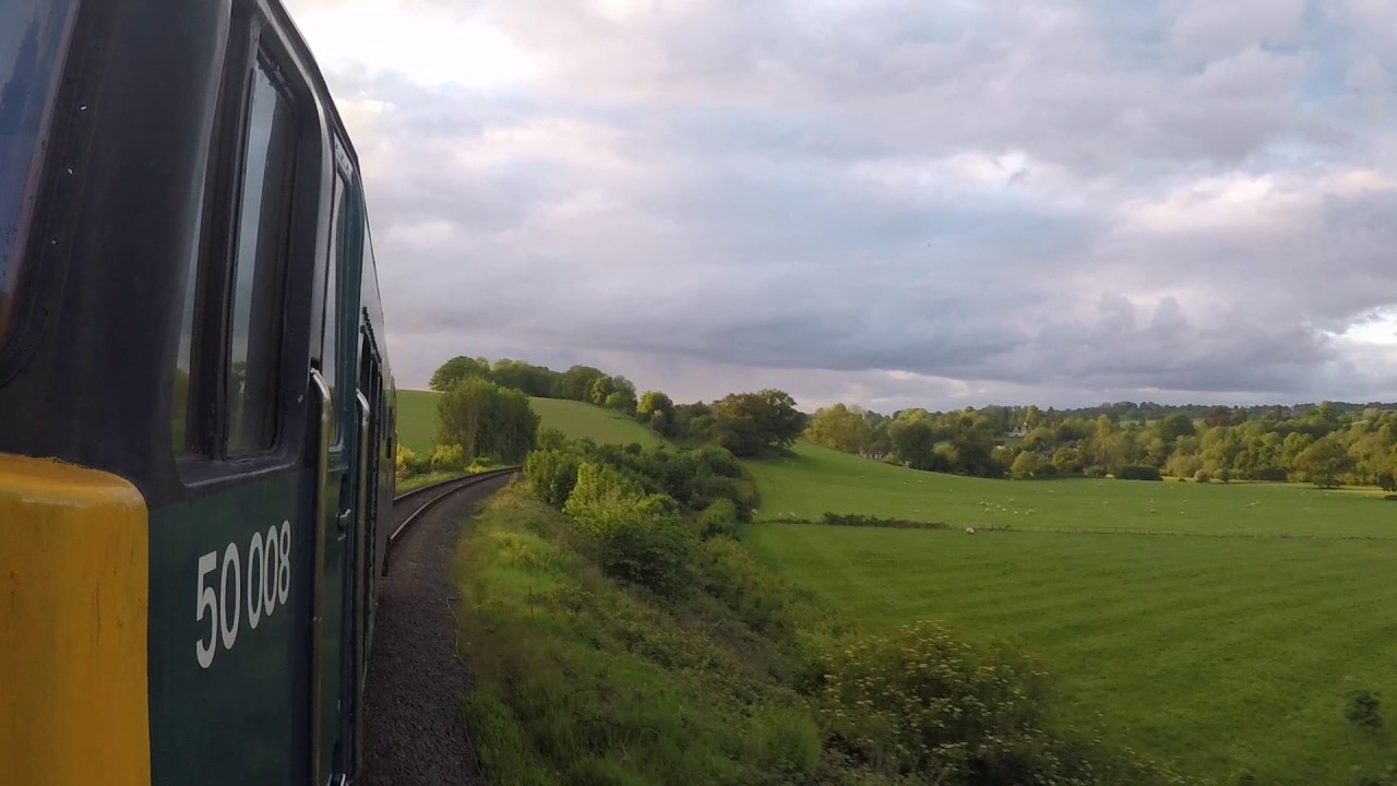 50008 Thunderer Thundering