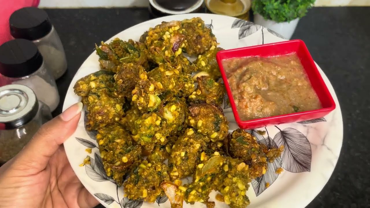 क्रिस्पी मूंग दाल पकोड़े की आसान रेसिपी | Moong Dal Pakoda Recipe|बाहर जैसे कुरकुरे मूंग दाल पकोड़े
