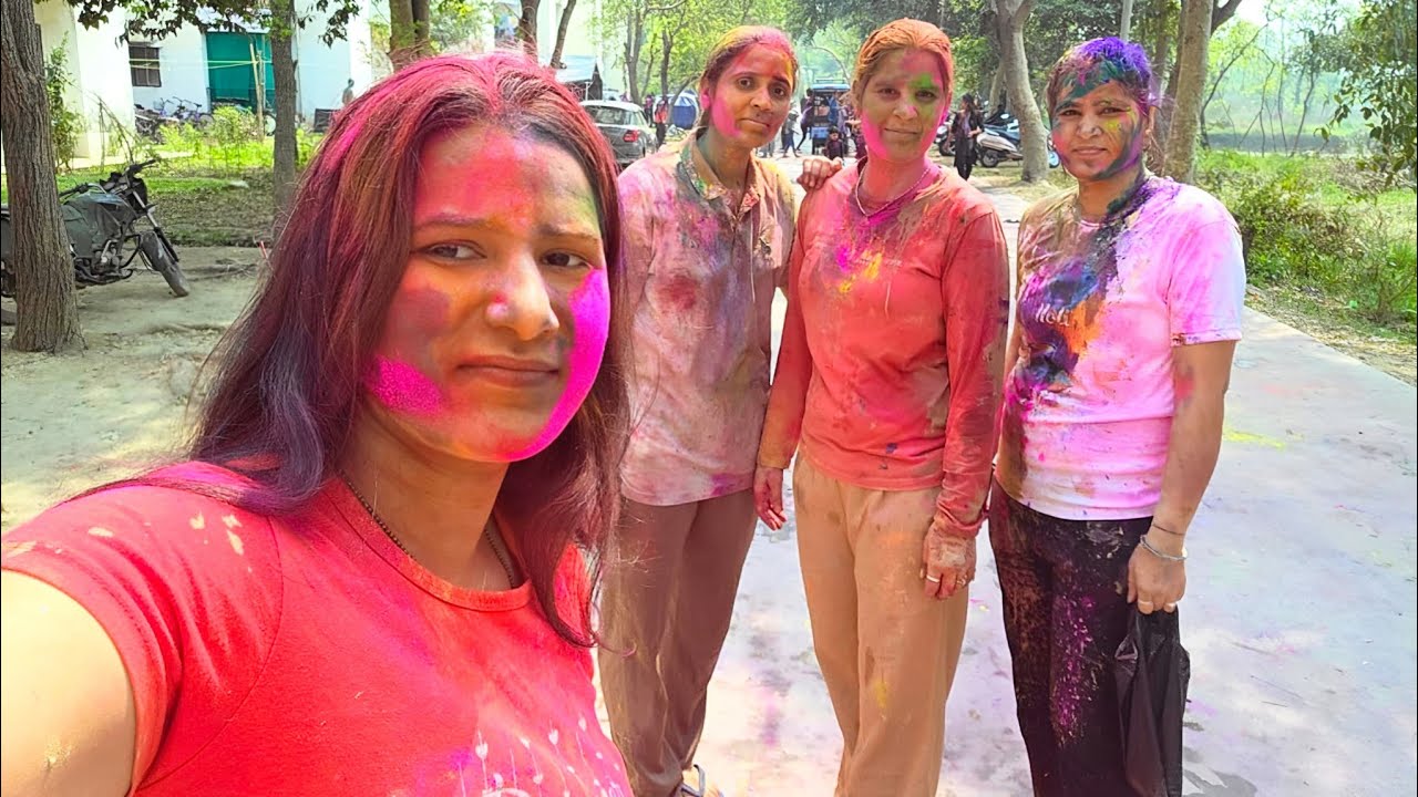 घरवालों से दूर फौज में इस तरह से मनाई होली...|| foujji quater holi celebration ||