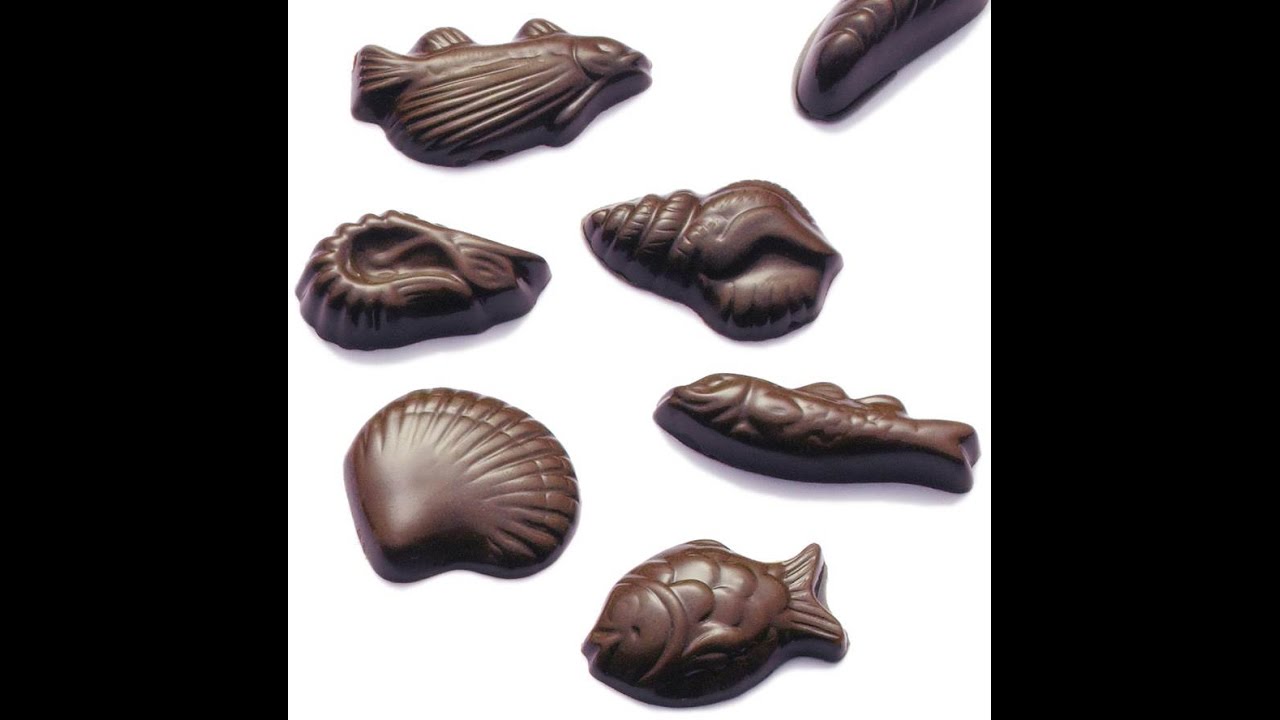 Moulage de friture en chocolat