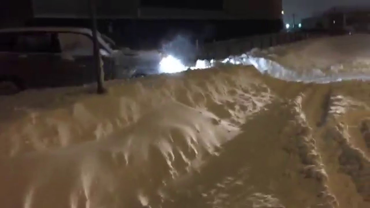 Mercedes Glk350 in deep snow part 2