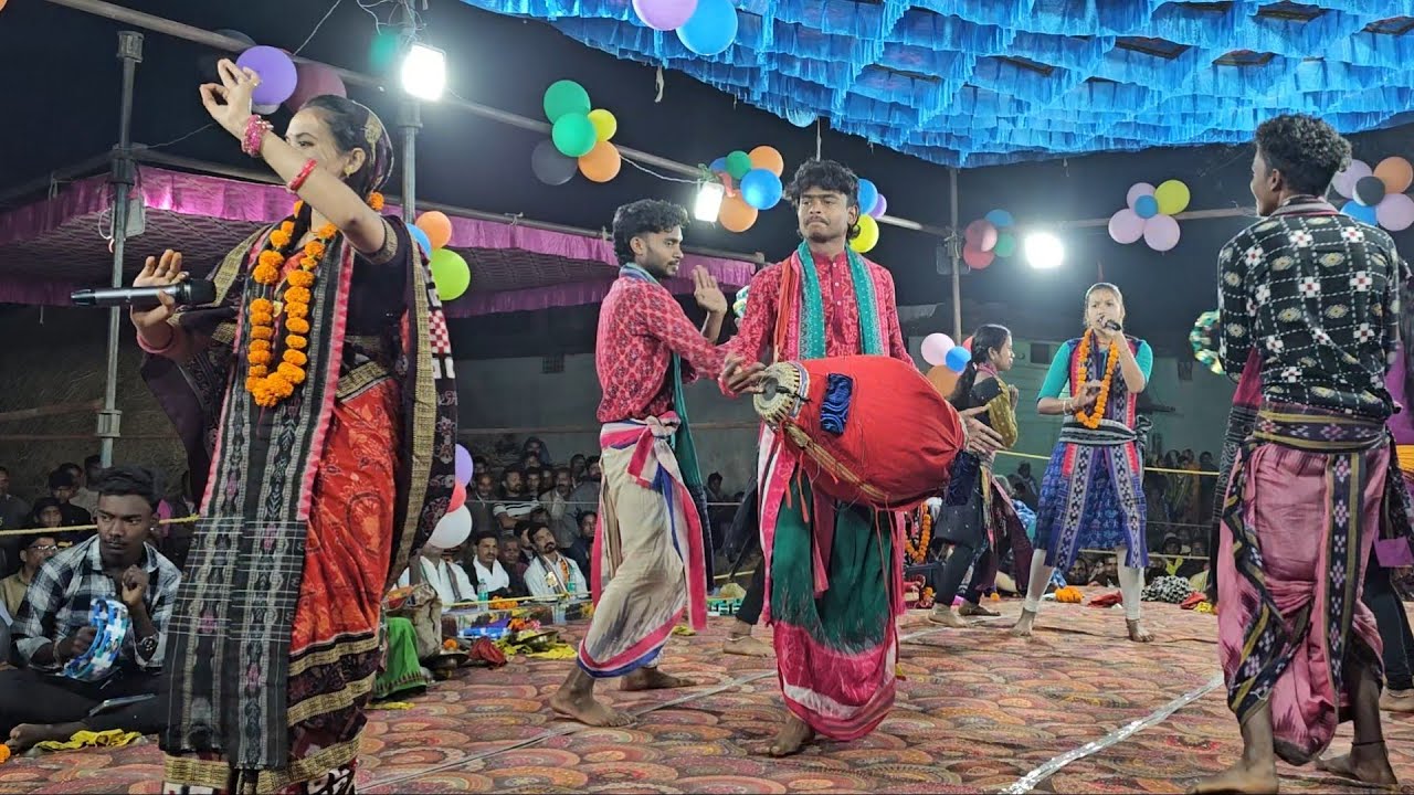 चंदन माखी ले गौरा होई जिब की----। सुनीता साहू कीर्तन -:- दूल्हापाली  (उड़ीसा) ।। कीर्तन धारा ।।