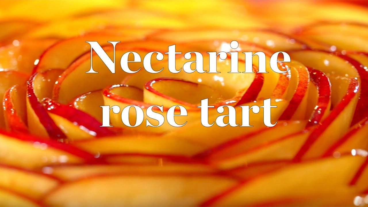 How to make a beautiful nectarine rose tart