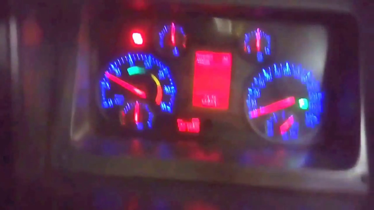 &Ocirc;nibus Volkswagen &eacute; bom?