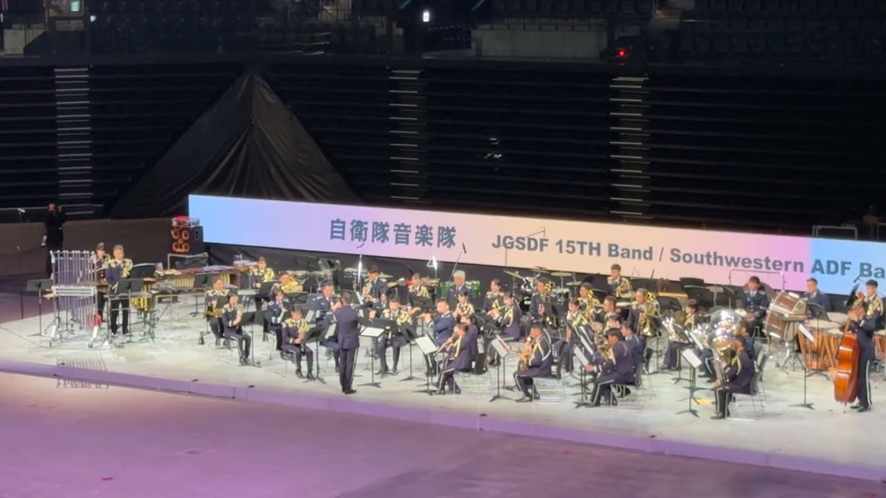 日米交流合同コンサート　陸上自衛隊第15音楽隊&航空自衛隊南西航空音楽隊　続き