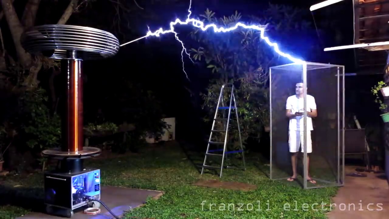 DAFT PUNK on Large Singing TESLA COIL