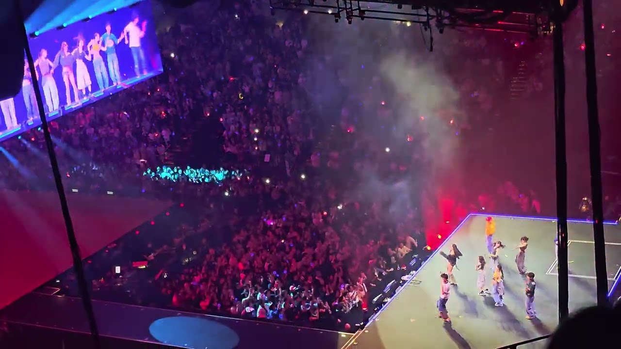 TWICE World Tour THIS IS FOR - ((ATM) (Jihyo solo, shortened)) 🥴😘😏❤️🏧#twice #once 