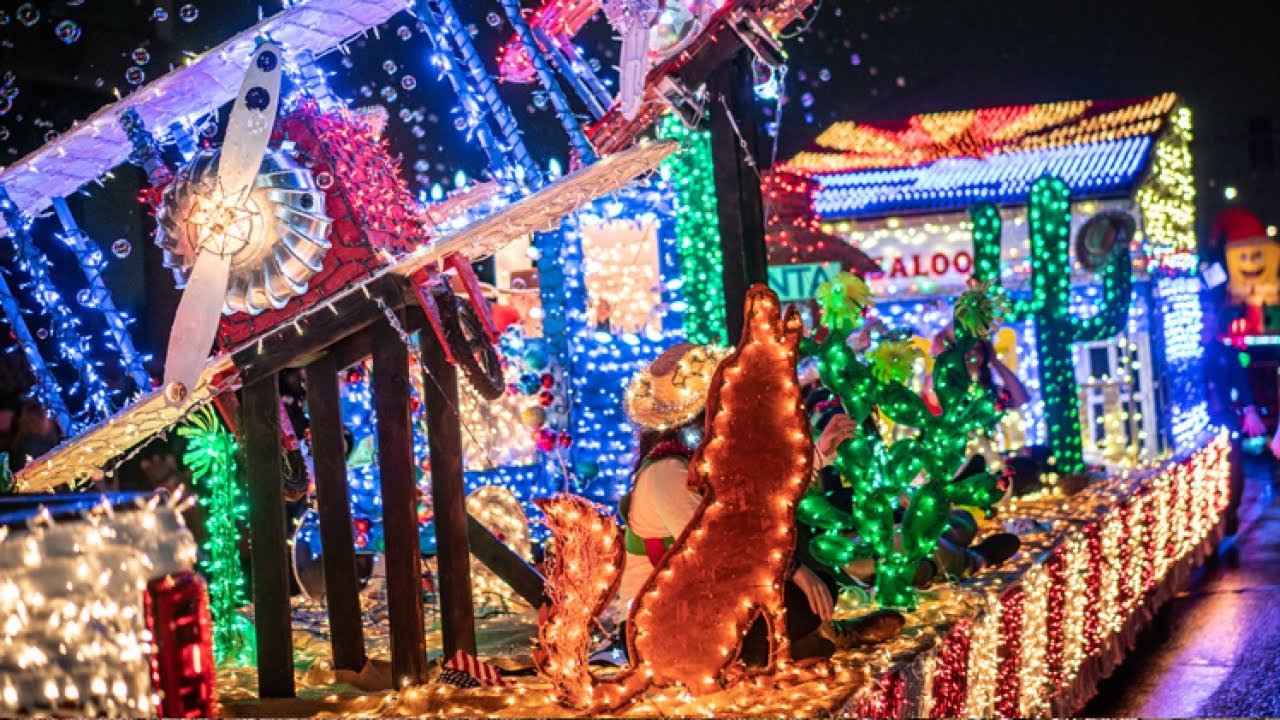 ✨🎄The 38th Annual APS Electric Light Parade is happening NOW in Phoenix!