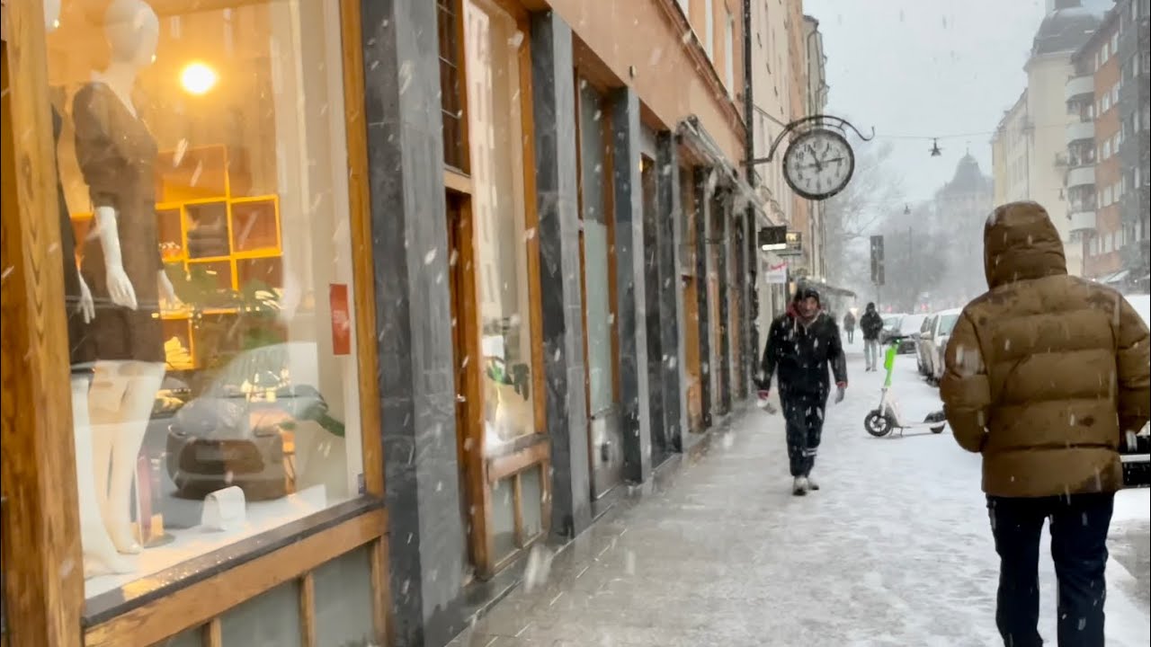Stockholm Walks: Södermalm morning in the snowfall. Blekingegatan- Bjurholmsplan -Skånegatan