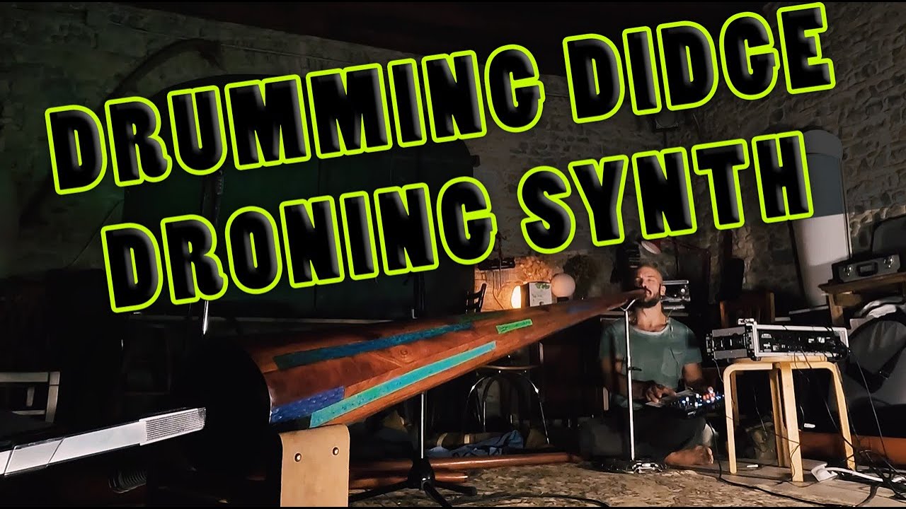 Dubravko Lapaine plays hypnotising didgeridoo & synth track Moons at Joannis festival 2023