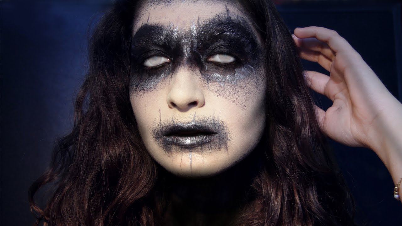 Makeup tutorial: Avant garde inspired Halloween look