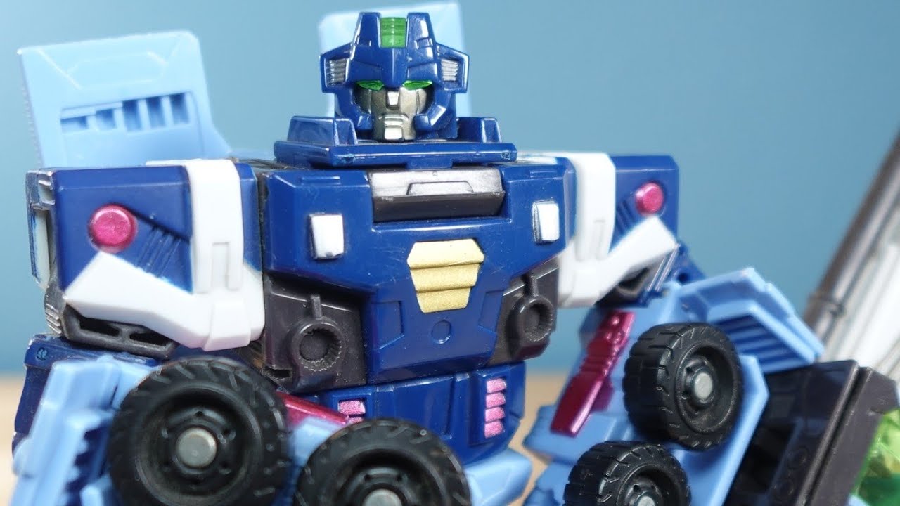 He needs some anger management! #Transformers Cybertron Mudflap