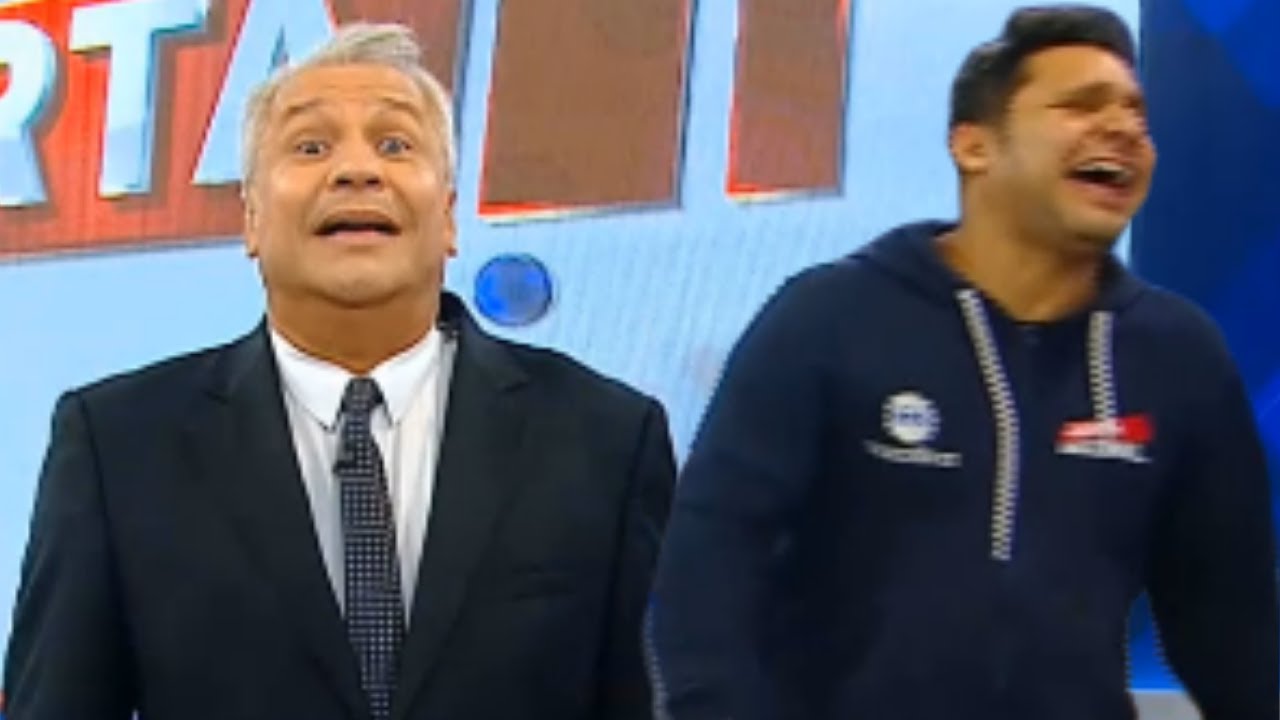 CORINGA TEM ATAQUE DE RISO E ATRAPALHA O PROGRAMA