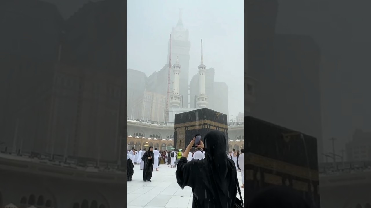 Rain in makkah🕋🌨🌧🙏🏻#makkah #rain #islamic #youtubeshorts #shorts