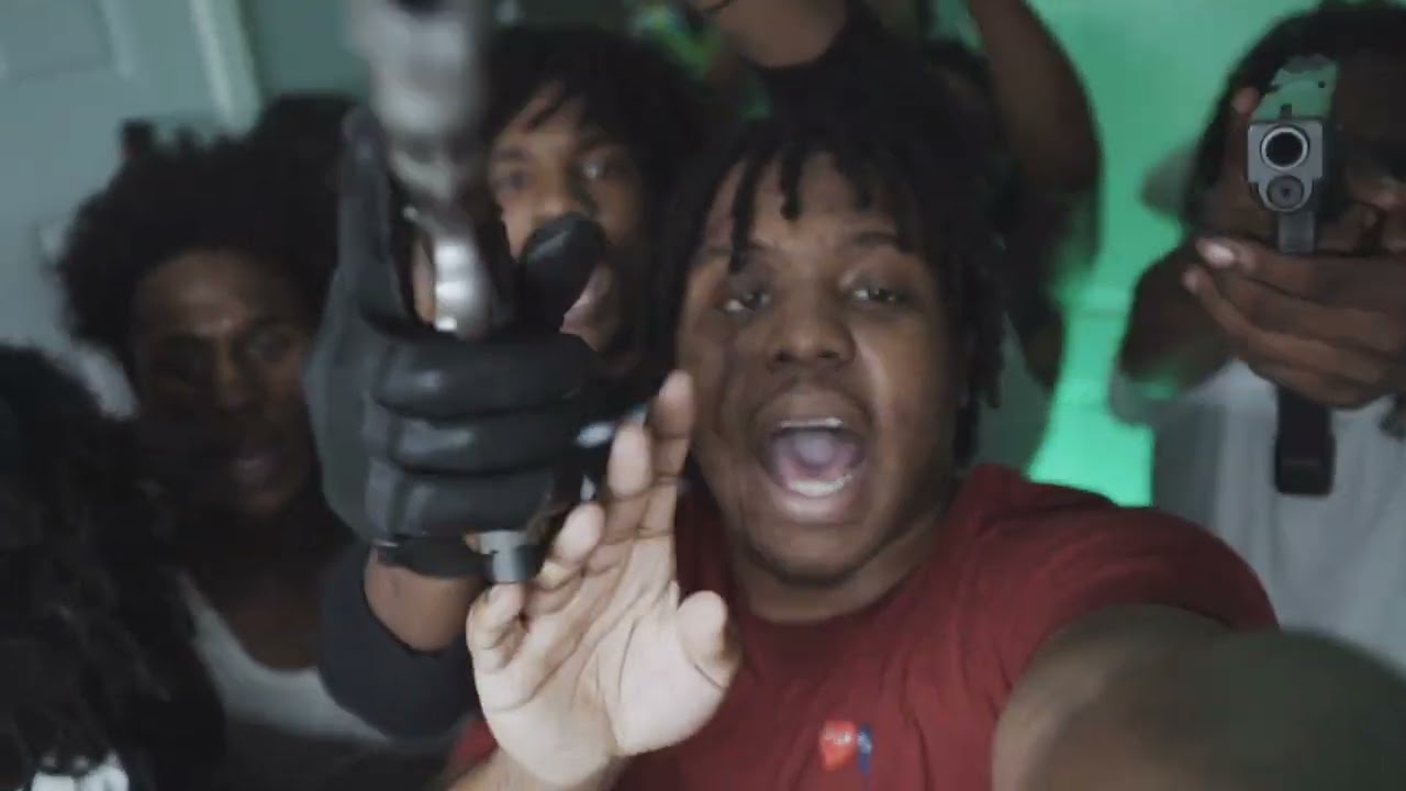 33 - Unn (Spank) (Shot by @kdvisions_ )