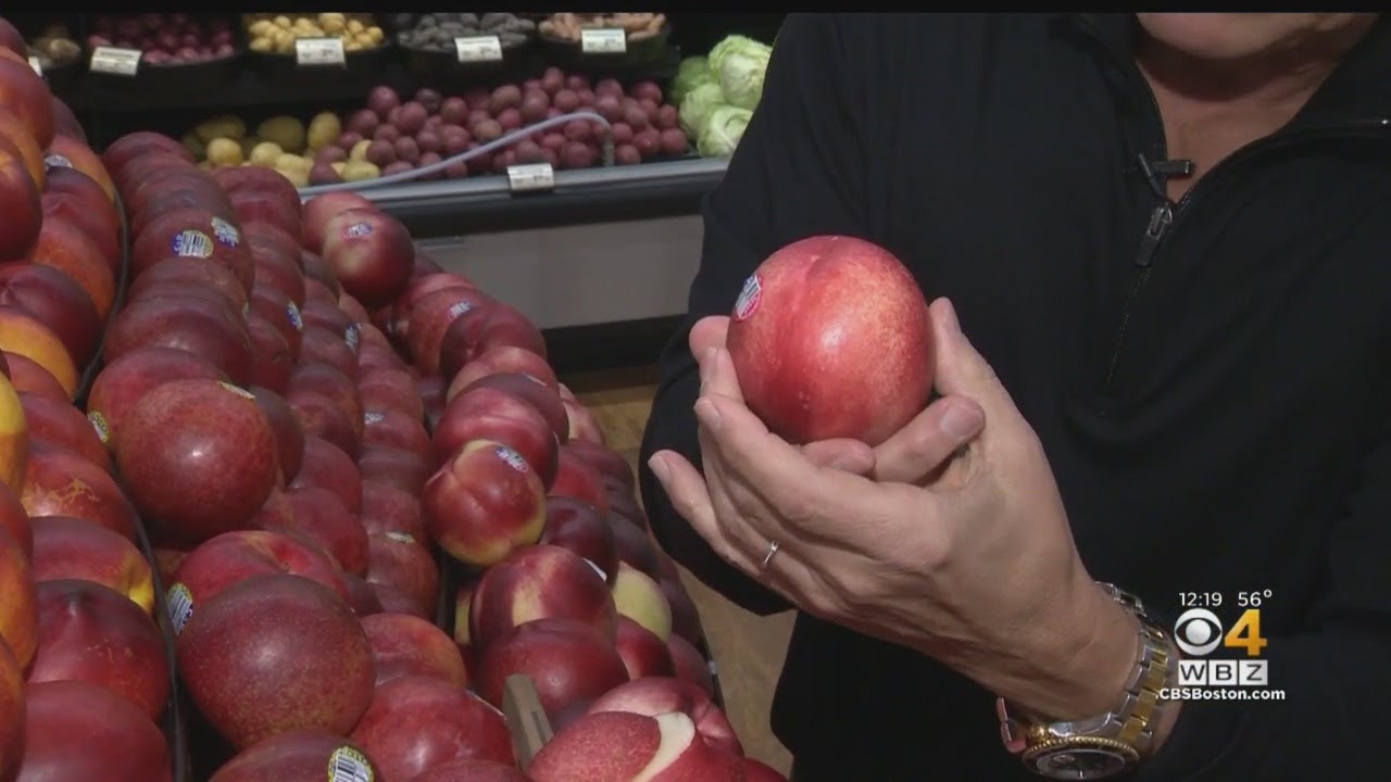 Fresh Grocer: White Nectarines
