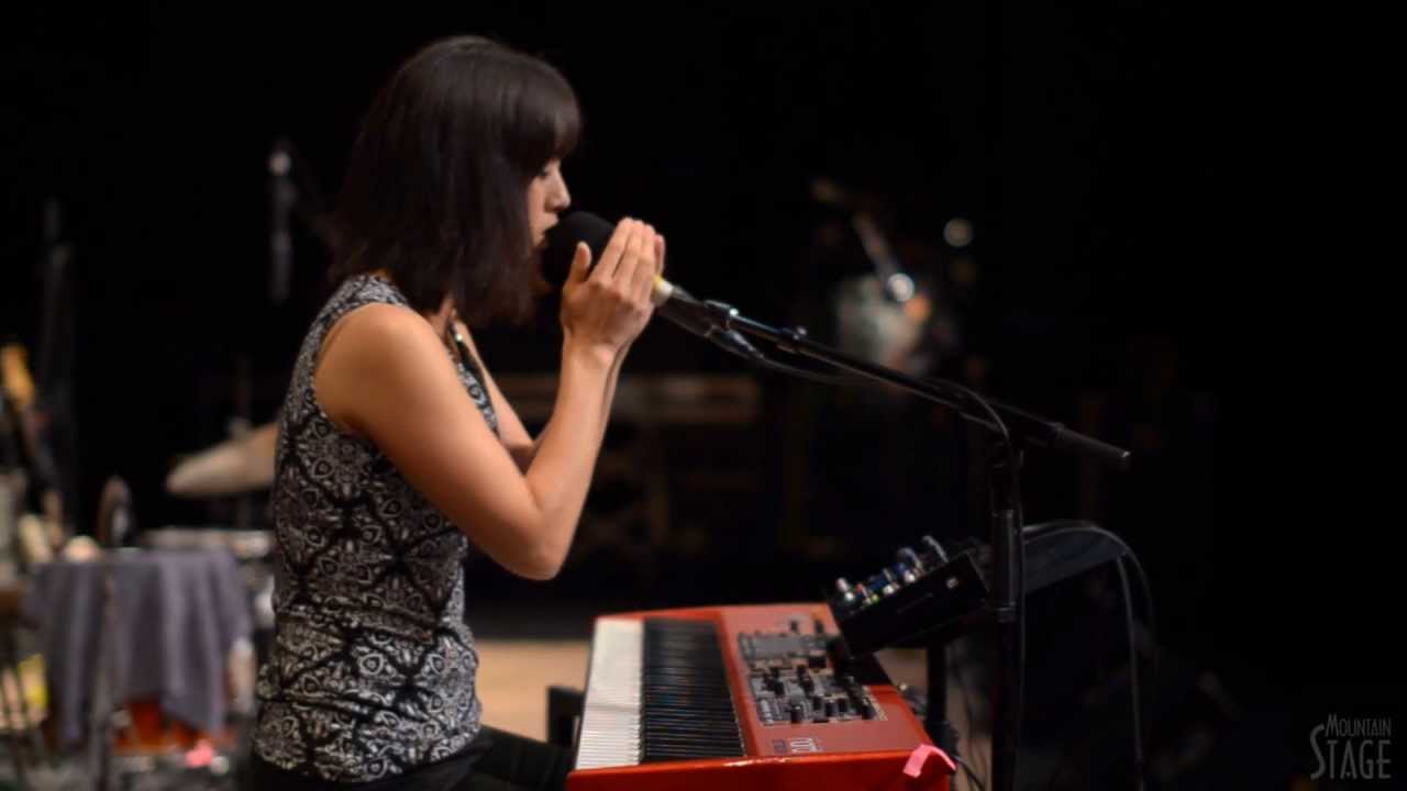 Vienna Teng - Ain't No Sunshine / Lose Yourself - Live From Mountain Stage