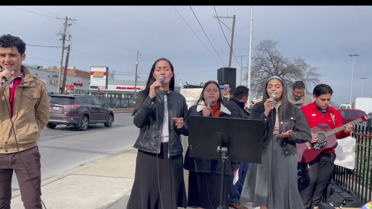 CRISTO ES LA PEÑA/Evangelismo en las calles